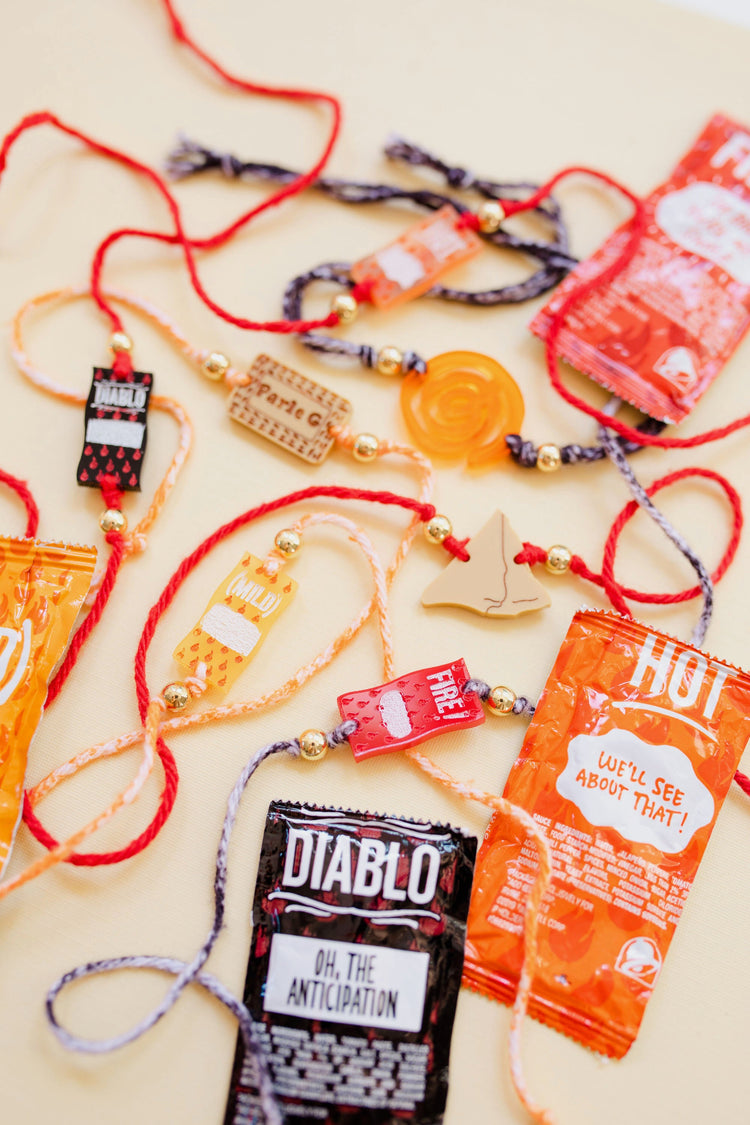 Bracelets/Rakhris